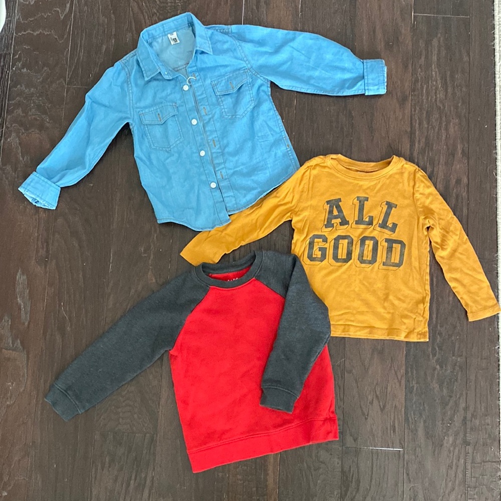 Boys 4T lot long sleeve shirts